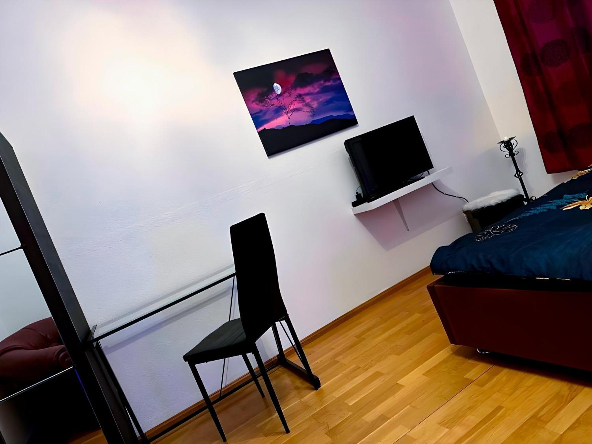 Self-Check-In Central Hostel Bestprice Tallinn Buitenkant foto